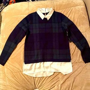 NEW WITH TAGS Tahari Long Sleeve, soft material, size Medium